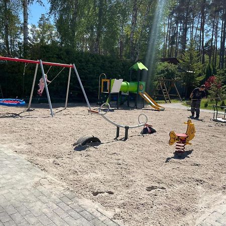 Apartamenty Z Tarasami "Mietowy Spokoj 15" "Romantyczna Szarosc 16" "Niebieska Elegancja 17" Maksymalnie Dla 6 Osob Pobierowo Bagian luar foto