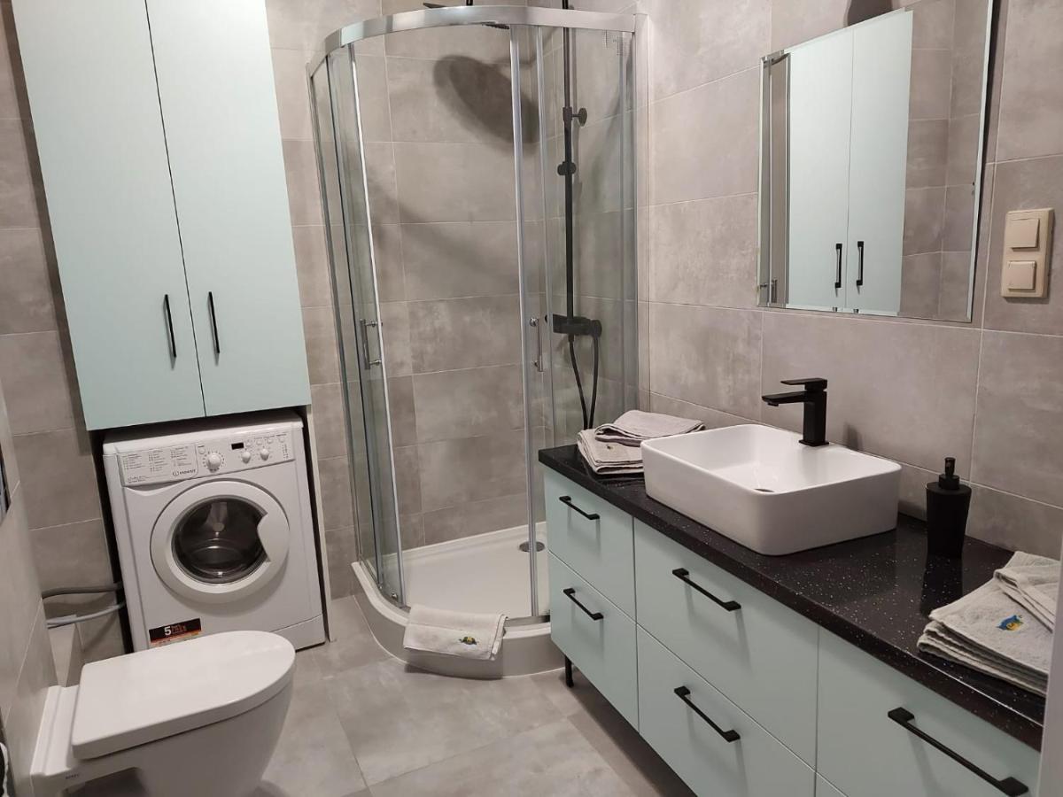 Apartamenty Z Tarasami "Mietowy Spokoj 15" "Romantyczna Szarosc 16" "Niebieska Elegancja 17" Maksymalnie Dla 6 Osob Pobierowo Bagian luar foto