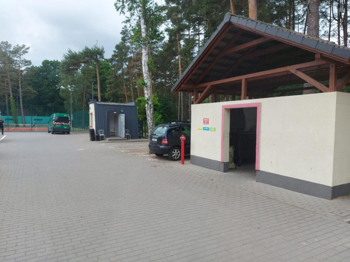 Apartamenty Z Tarasami "Mietowy Spokoj 15" "Romantyczna Szarosc 16" "Niebieska Elegancja 17" Maksymalnie Dla 6 Osob Pobierowo Bagian luar foto